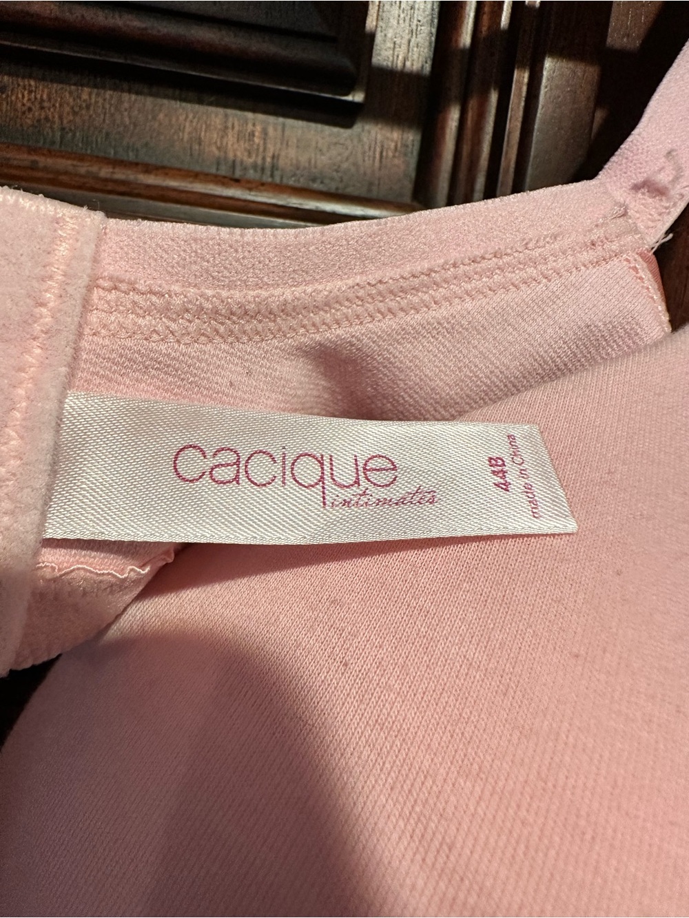 44B Cacique Light Pink T-Shirt Bra - Smooth Molded Cups Plunge PUSH UP - Picture 3 of 7